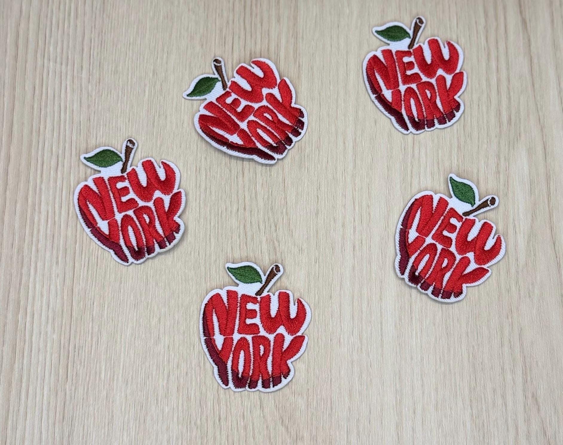 Apple-Shaped “New York” Iron-On Patch – 2-Inch cute Embellishment
