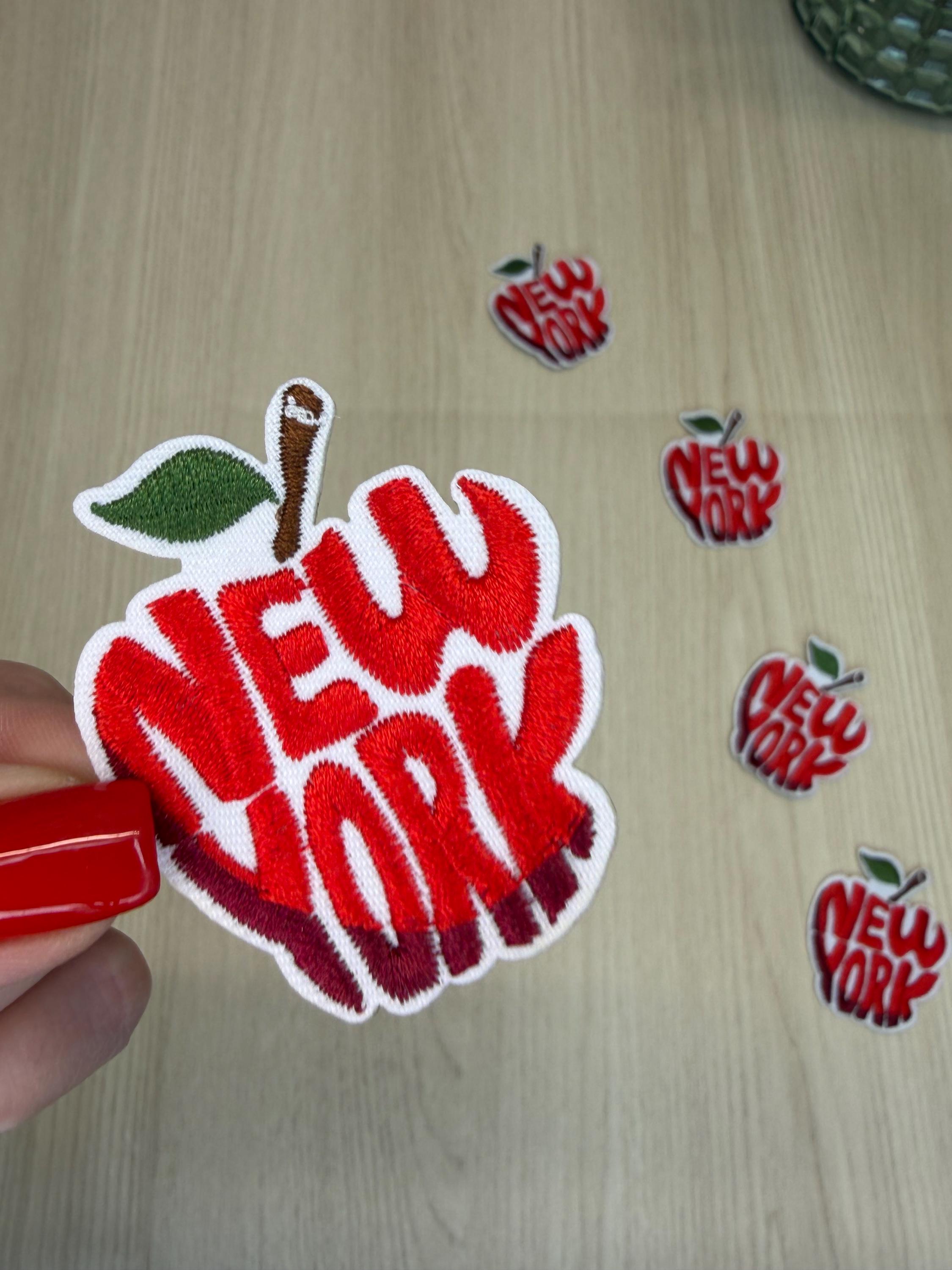 Apple-Shaped “New York” Iron-On Patch – 2-Inch cute Embellishment